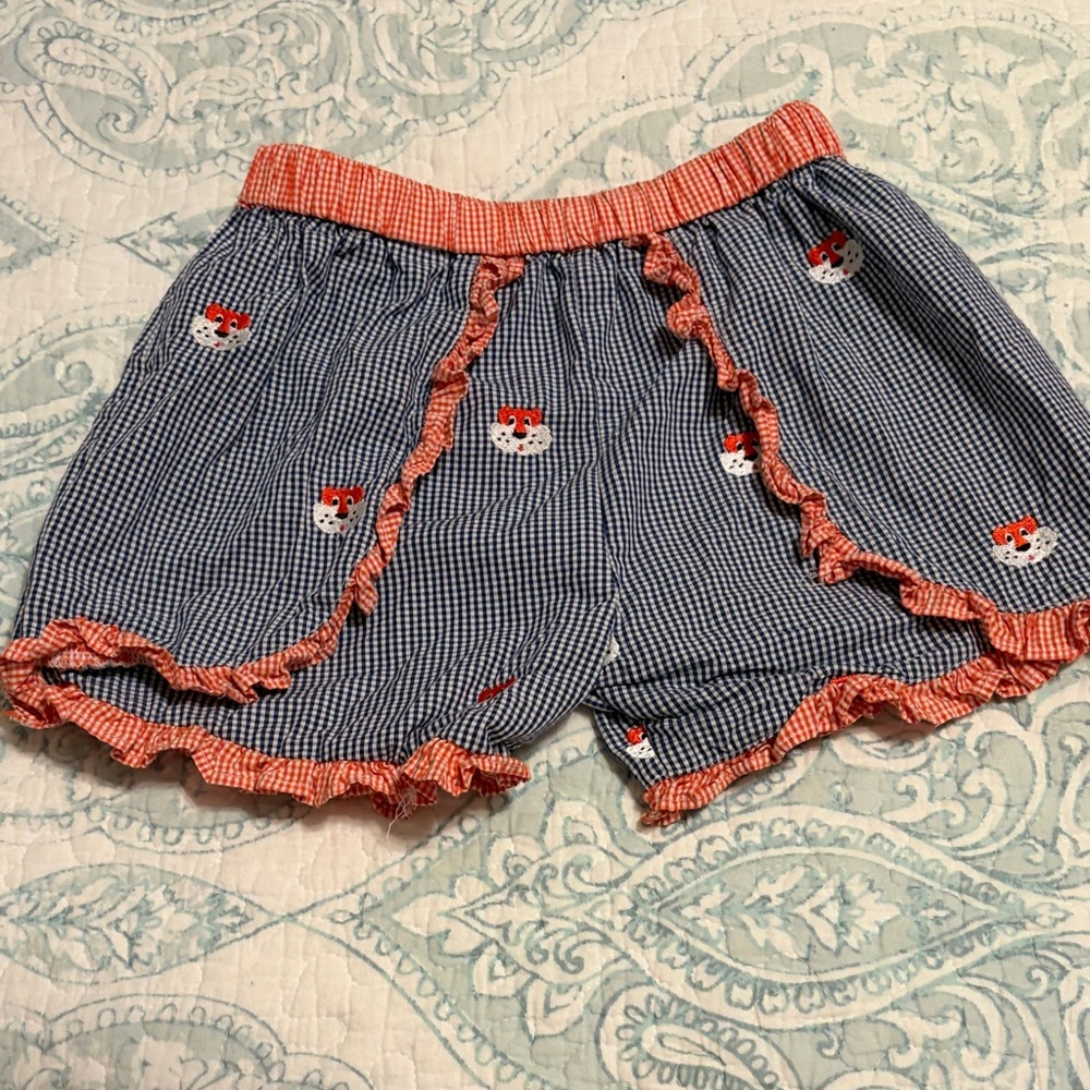 Cute Gingham Ruffle Shorts with Aubie Design/Auburn Tigers
